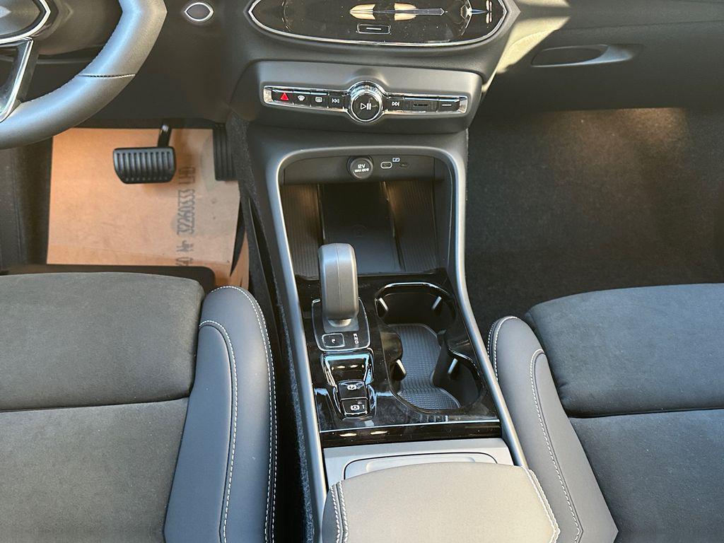new 2026 Volvo XC40 car, priced at $54,723