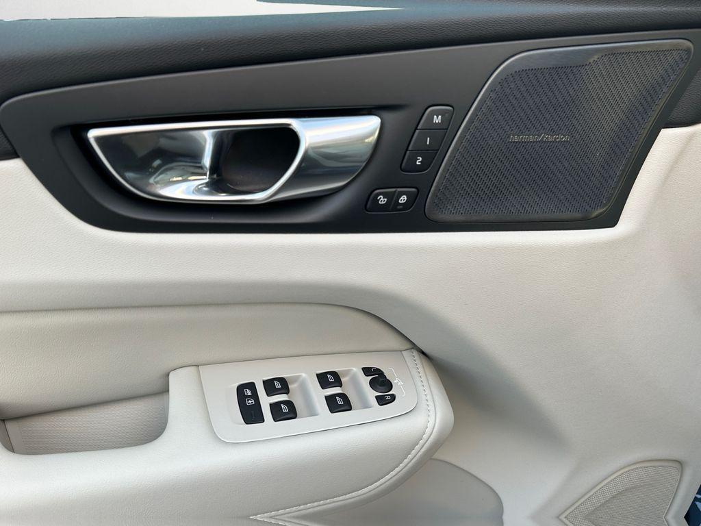 new 2026 Volvo XC60 Plug-In Hybrid car, priced at $75,473