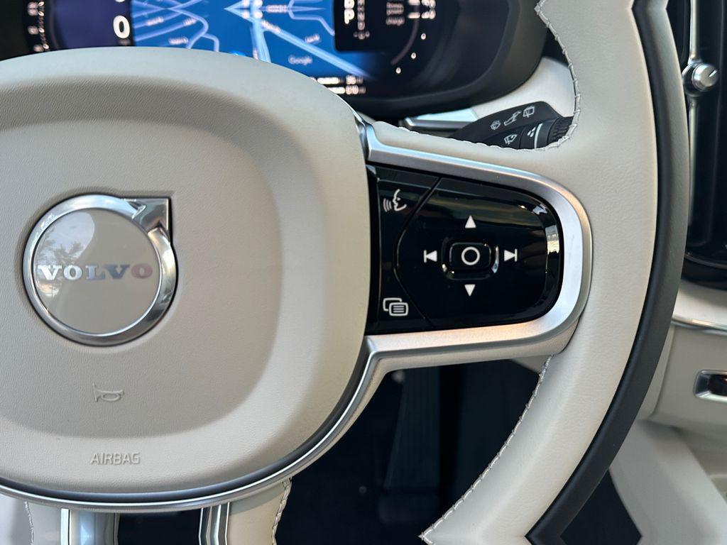 new 2026 Volvo XC60 Plug-In Hybrid car, priced at $75,473