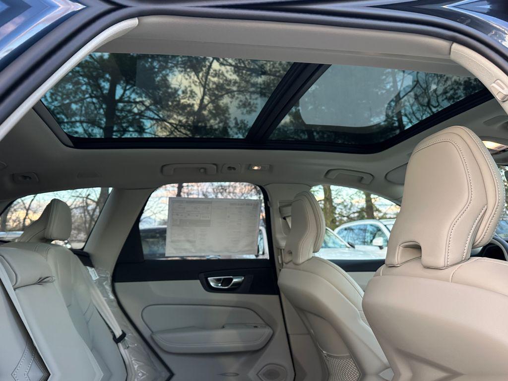 new 2026 Volvo XC60 Plug-In Hybrid car, priced at $75,473