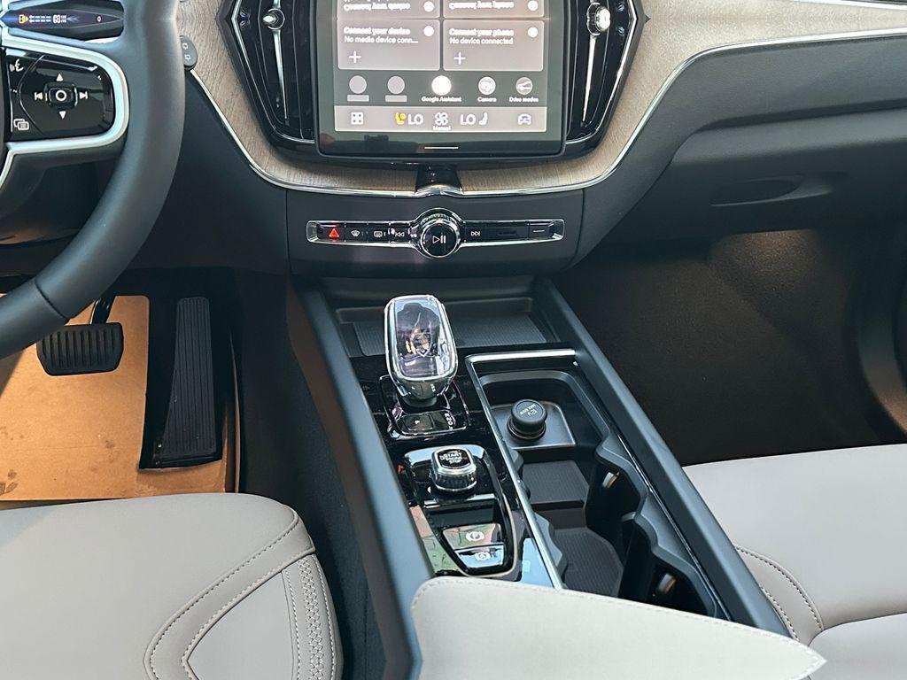 new 2026 Volvo XC60 car, priced at $55,445