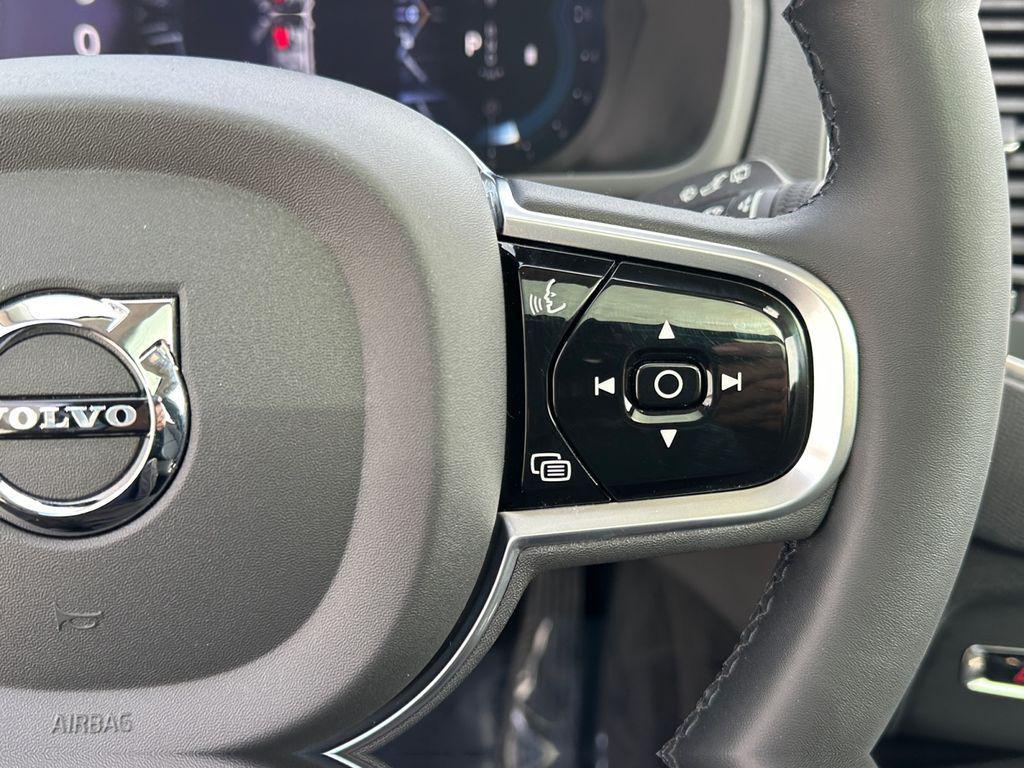 used 2023 Volvo XC90 car, priced at $34,500