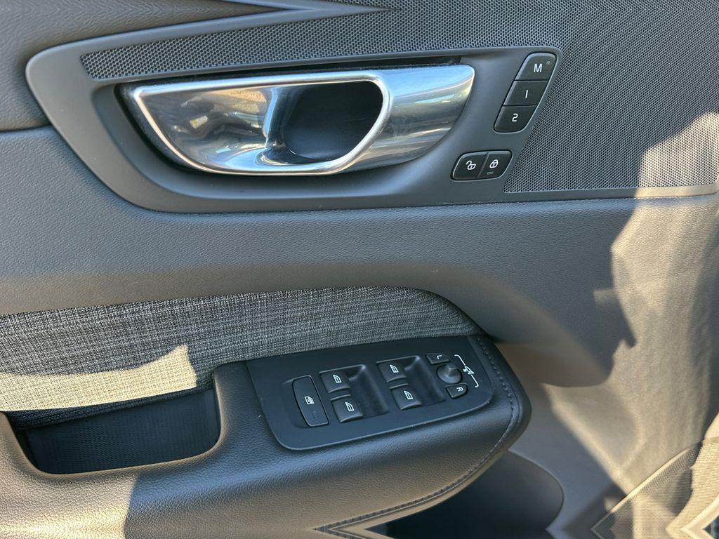 used 2023 Volvo XC60 car, priced at $27,980