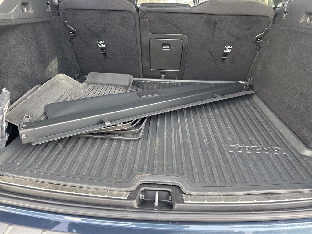 used 2023 Volvo XC60 car, priced at $26,900