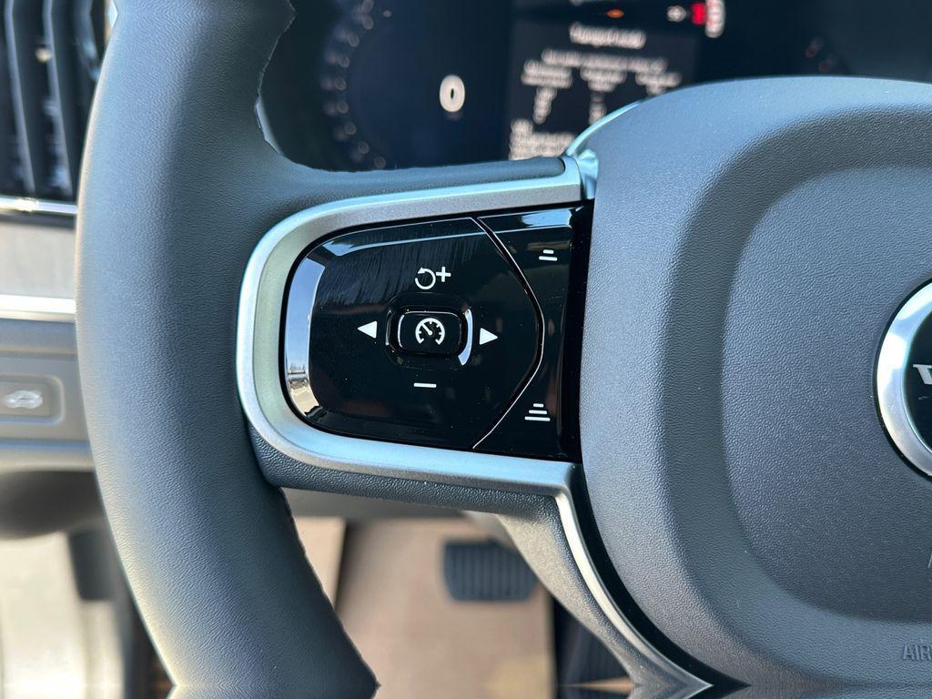 new 2026 Volvo XC60 car, priced at $55,445