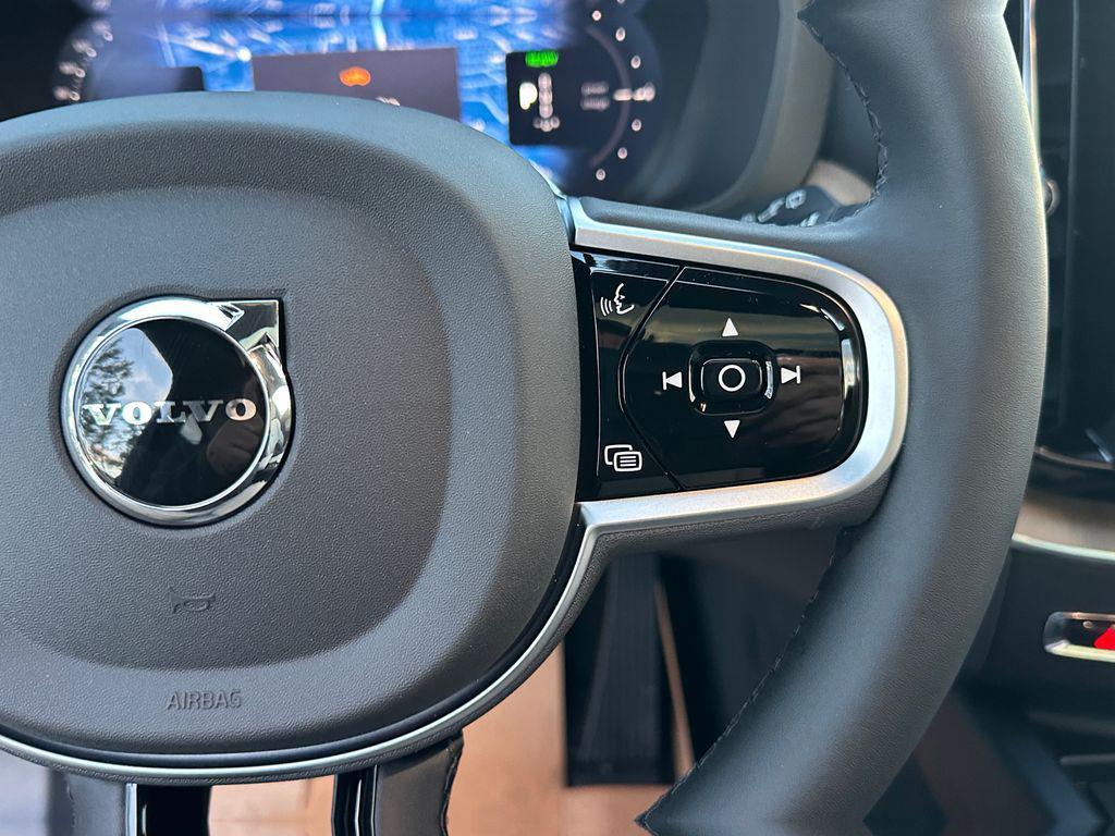 new 2026 Volvo XC60 Plug-In Hybrid car, priced at $69,523