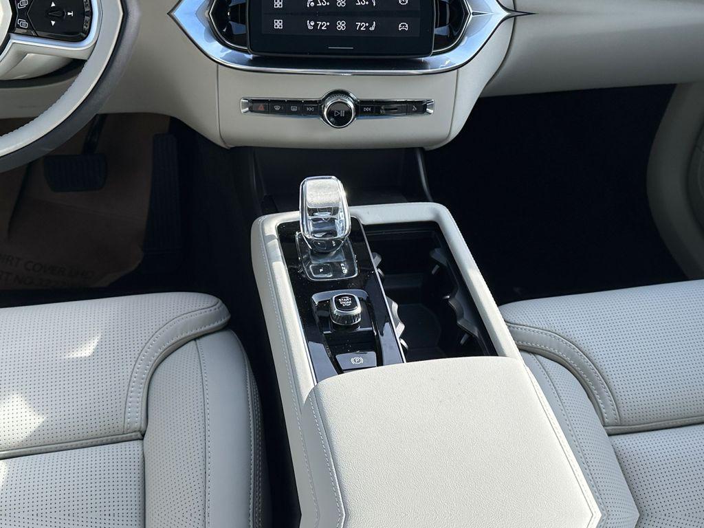 new 2026 Volvo XC90 car, priced at $71,645