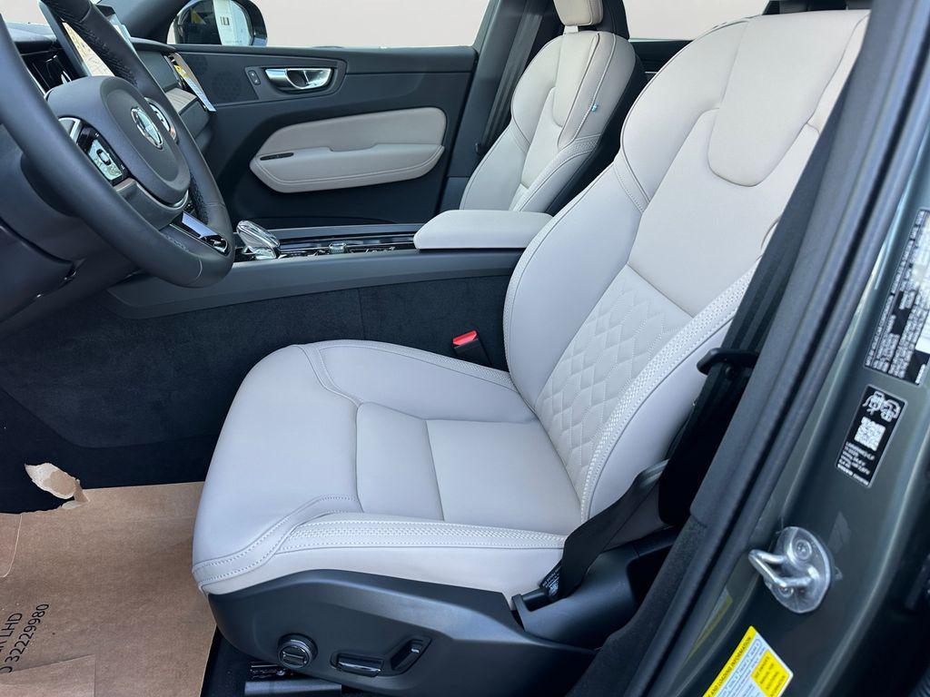 new 2026 Volvo XC60 car, priced at $58,283