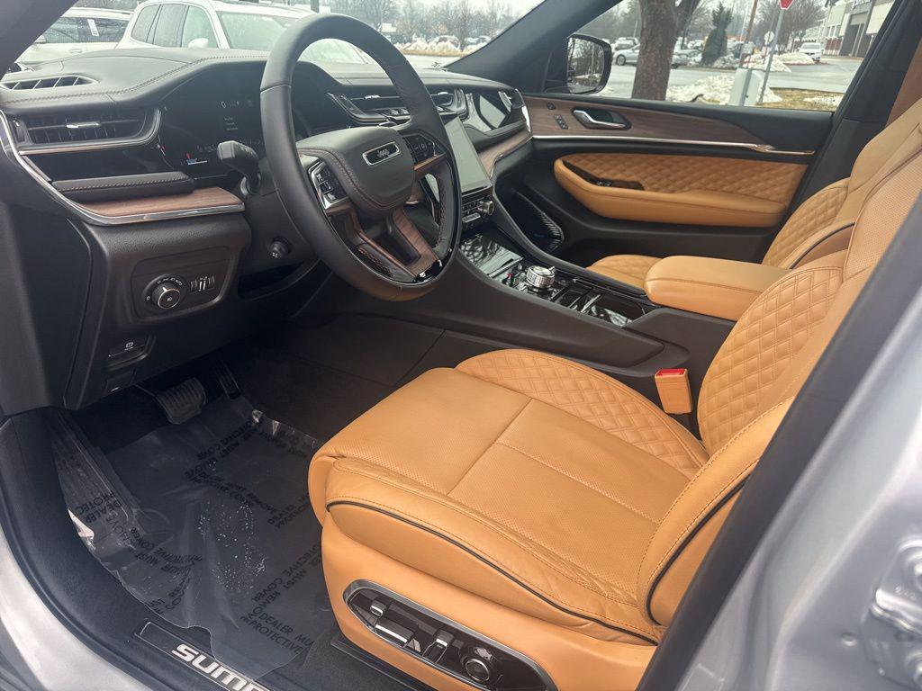 used 2025 Jeep Grand Cherokee L car, priced at $51,700