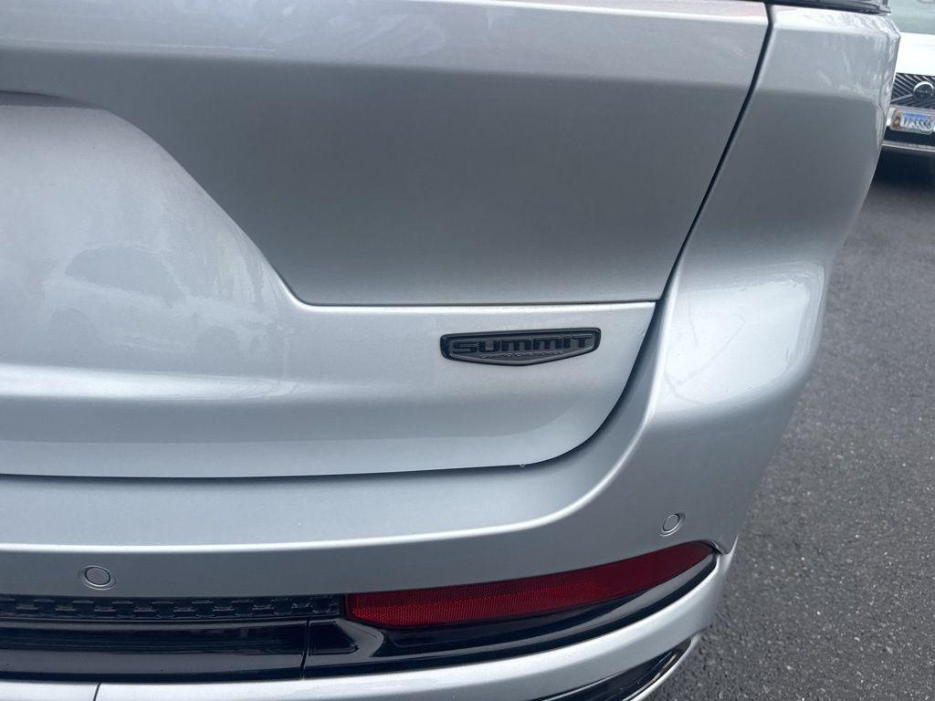 used 2025 Jeep Grand Cherokee L car, priced at $51,700