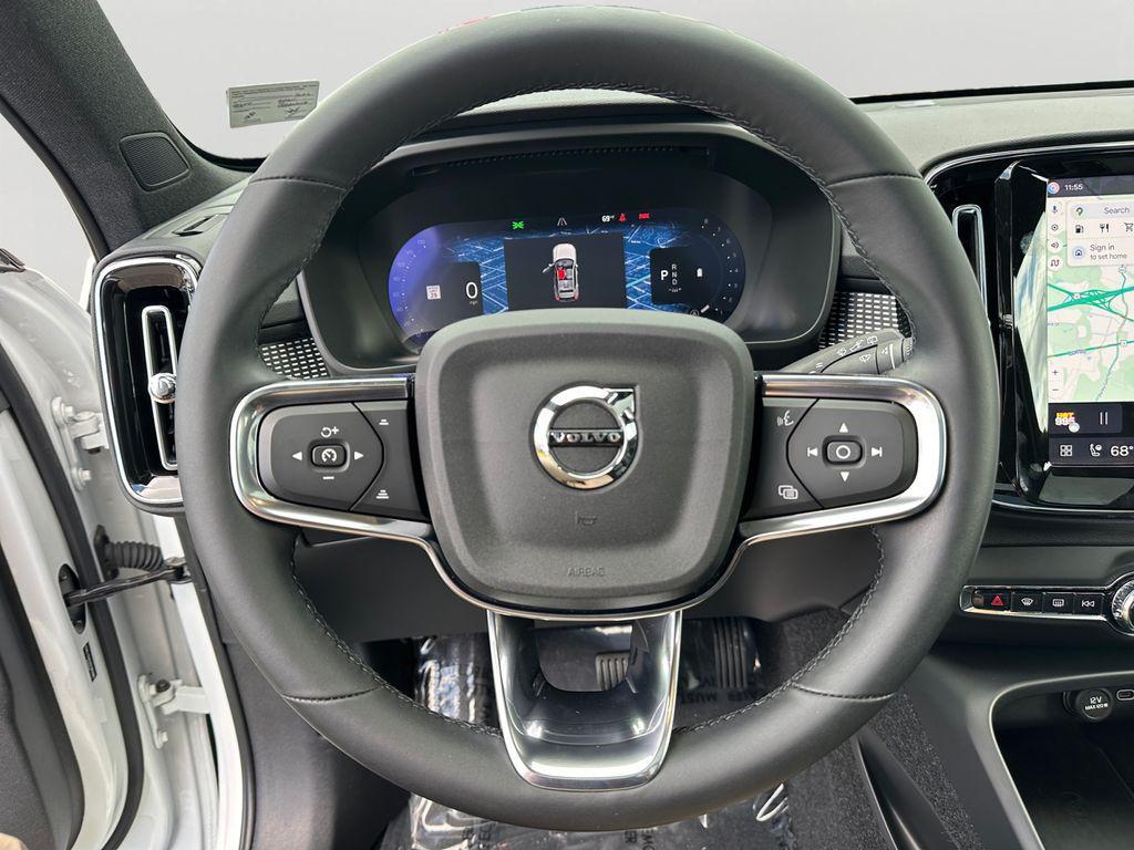 used 2025 Volvo XC40 car, priced at $30,900