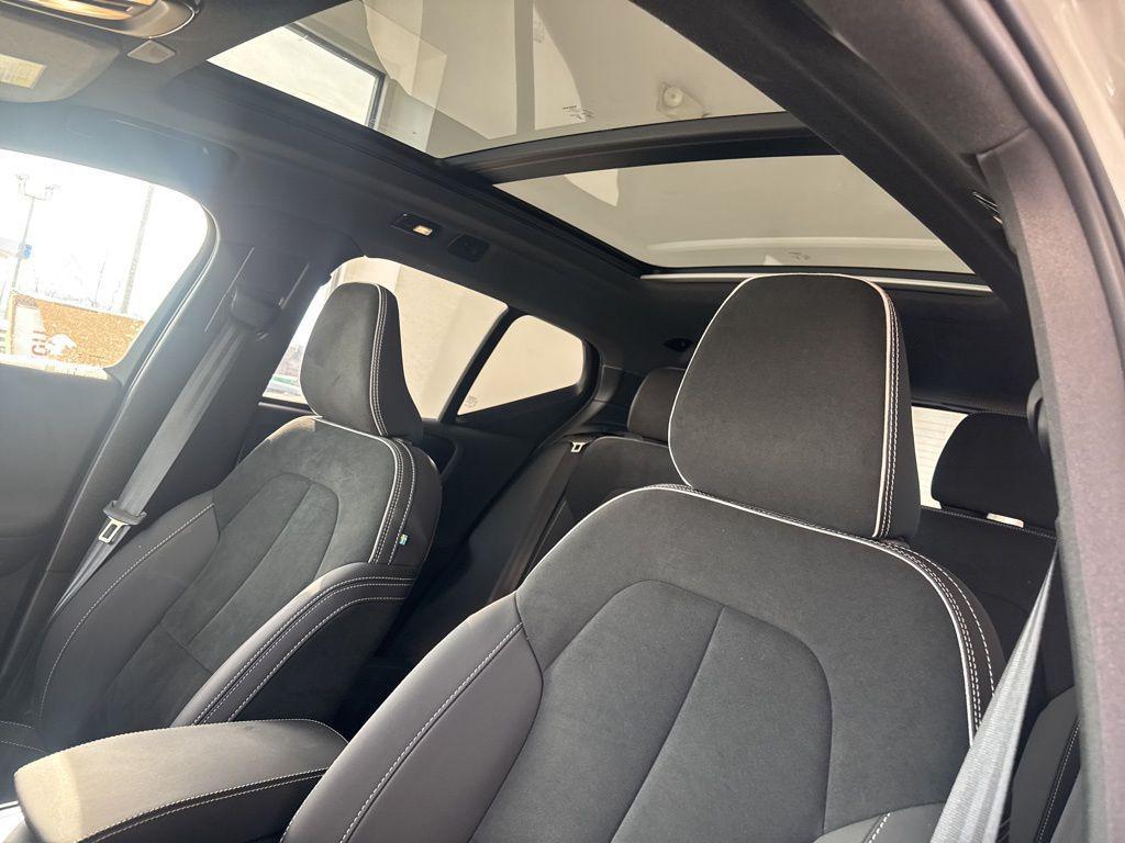 used 2025 Volvo XC40 car, priced at $31,980