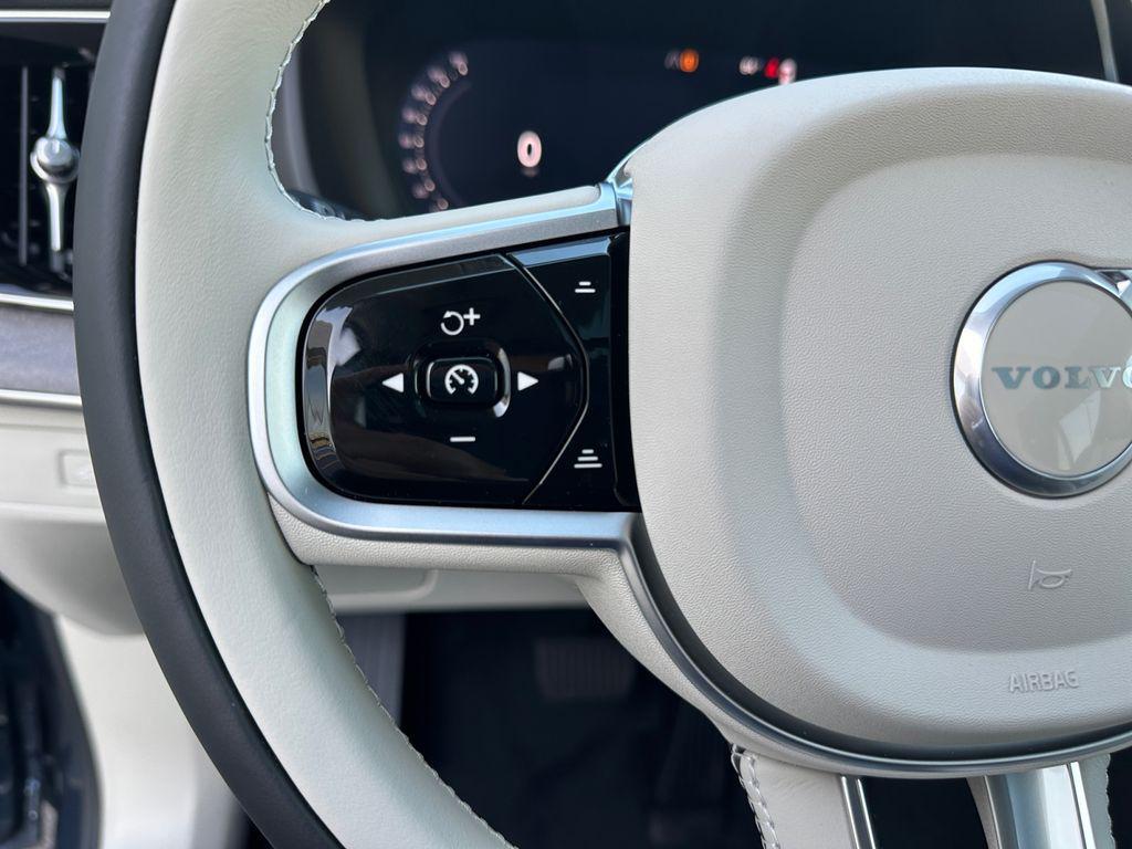 new 2026 Volvo XC90 car, priced at $76,248