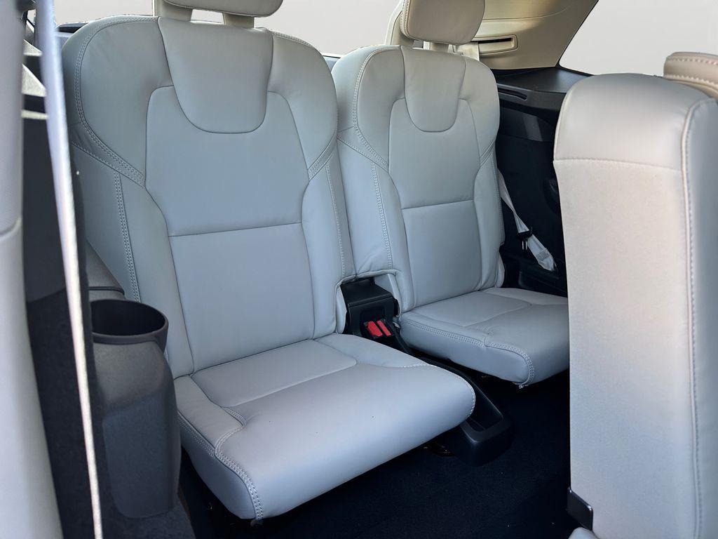 new 2026 Volvo XC90 car, priced at $76,248