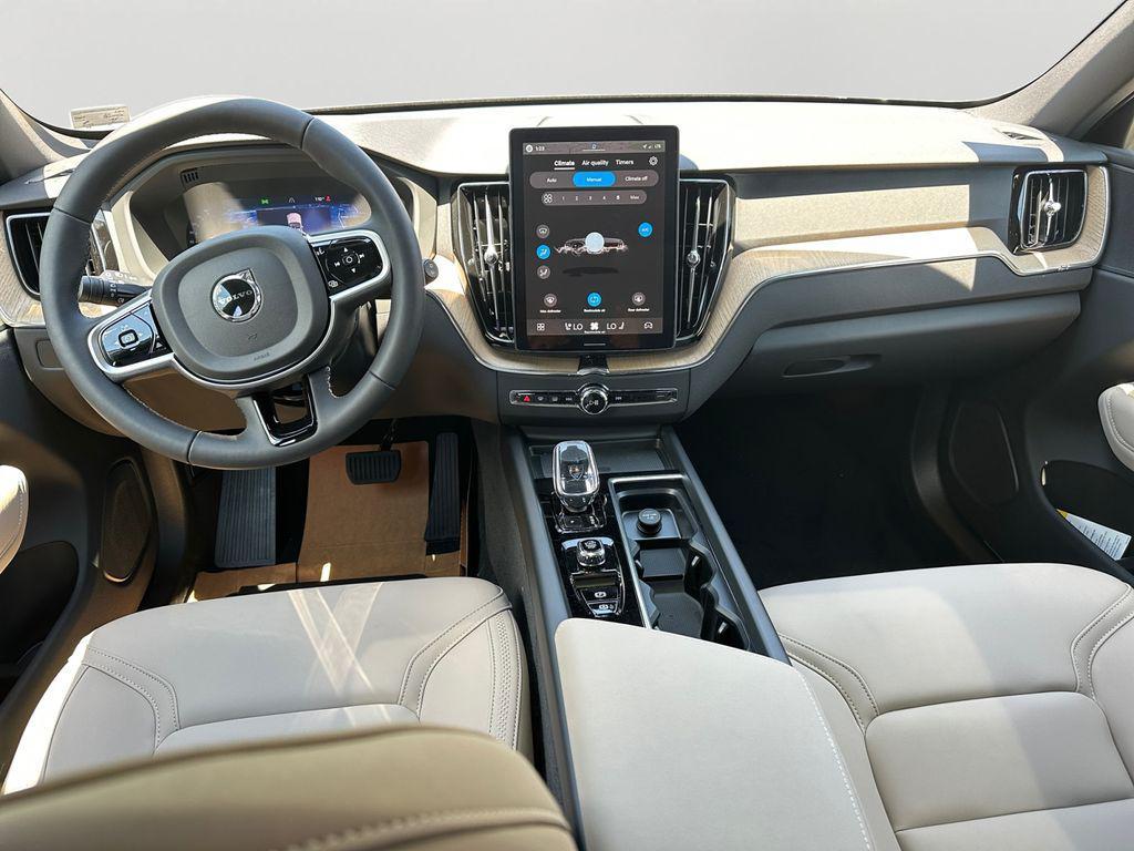 new 2026 Volvo XC60 car, priced at $57,423