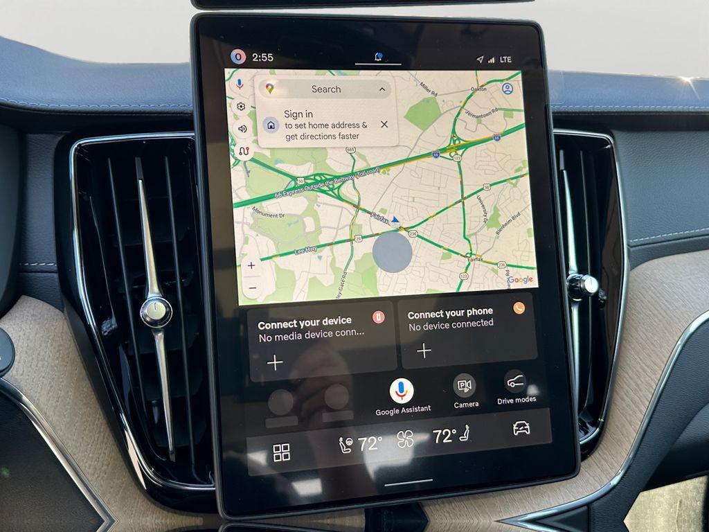 new 2026 Volvo XC60 Plug-In Hybrid car