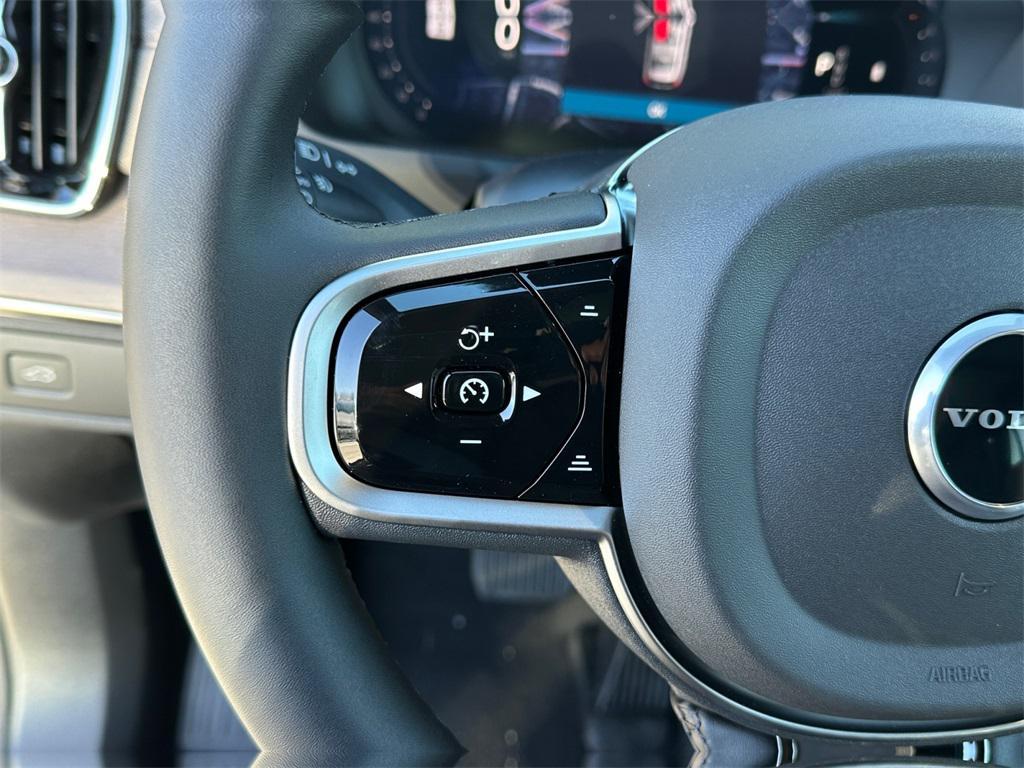 new 2026 Volvo XC90 car, priced at $79,605