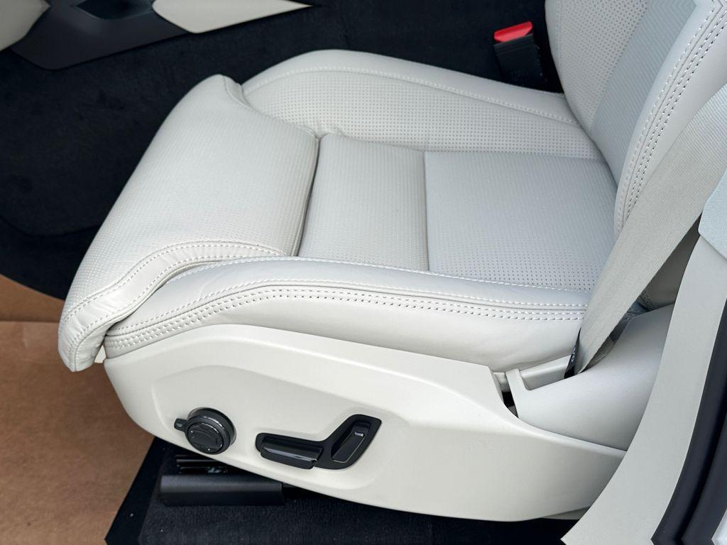 new 2026 Volvo XC90 car, priced at $71,645