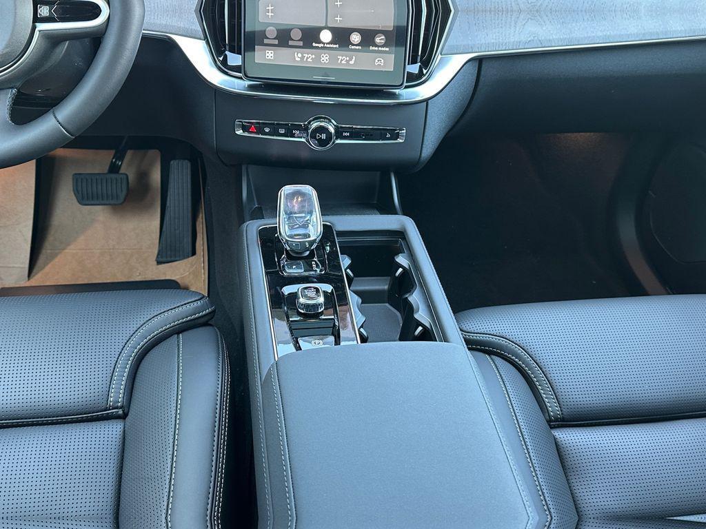 new 2026 Volvo XC90 Plug-In Hybrid car, priced at $86,273