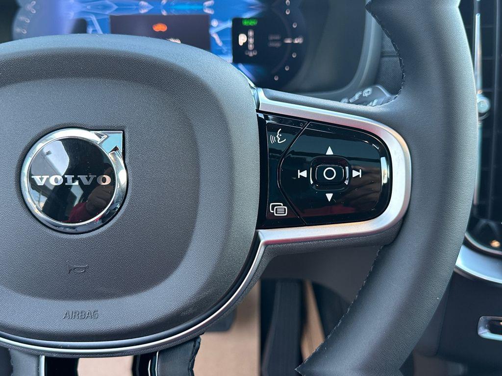 new 2026 Volvo XC90 Plug-In Hybrid car, priced at $86,273