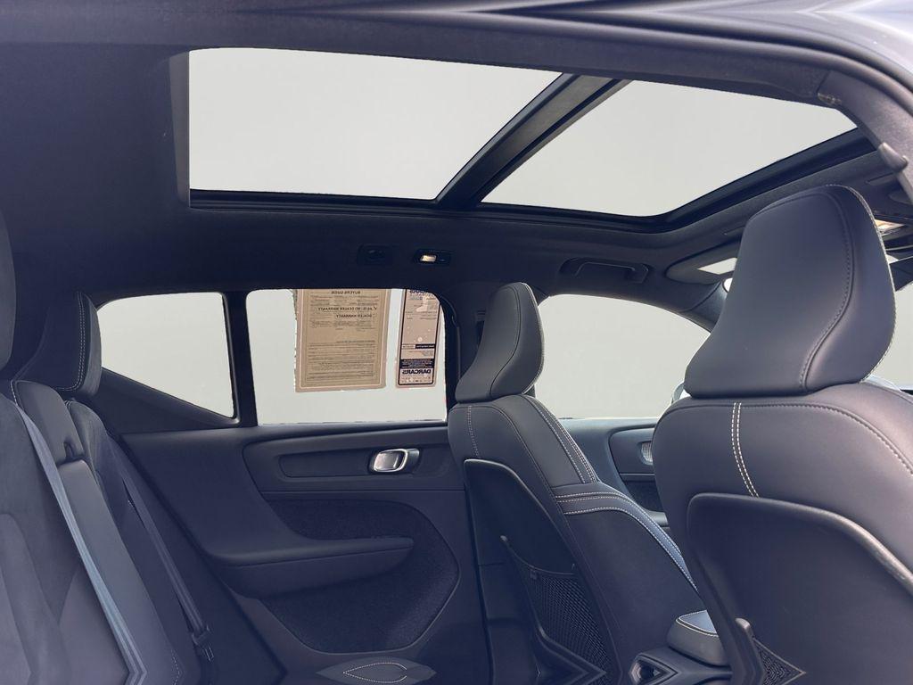 used 2025 Volvo XC40 car, priced at $31,987