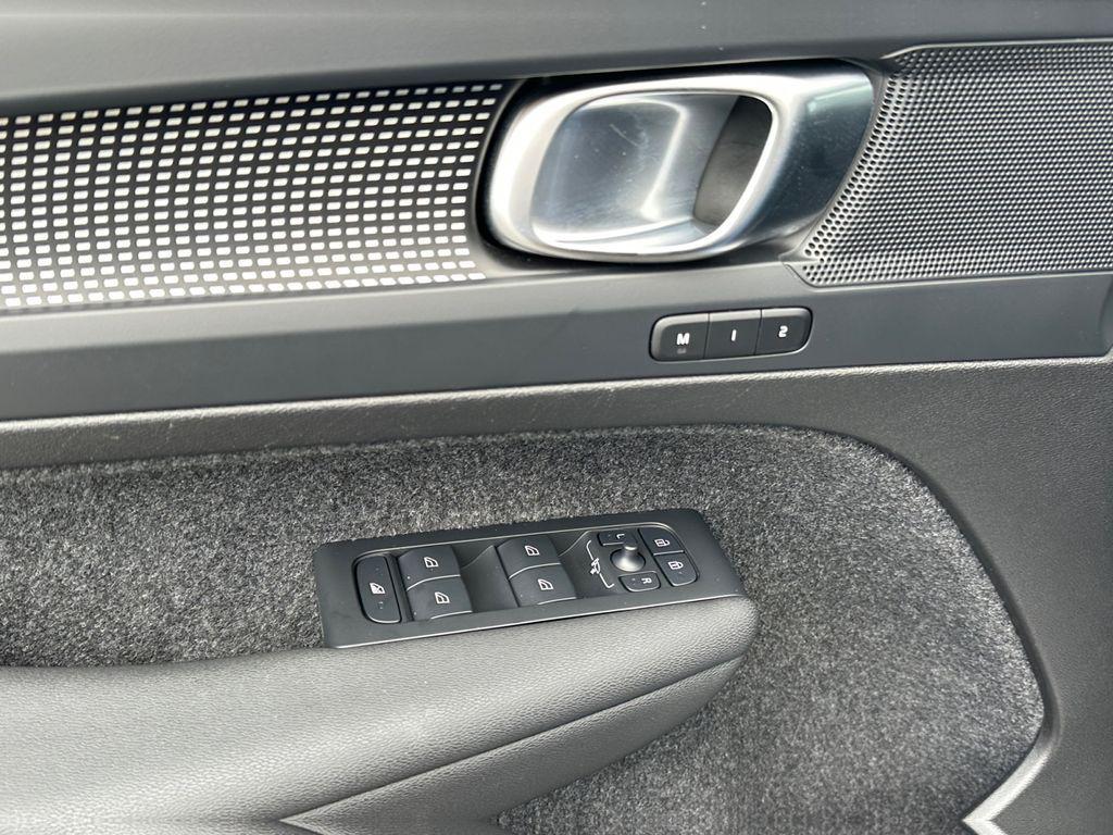 used 2025 Volvo XC40 car, priced at $31,987