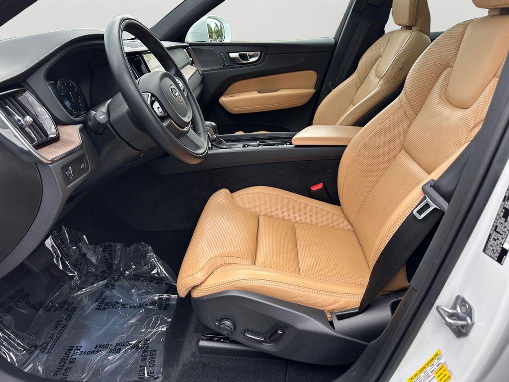 used 2021 Volvo XC60 car, priced at $26,489