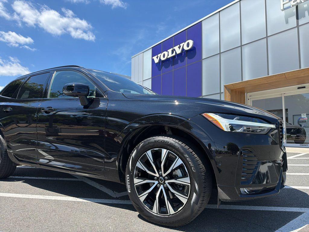 used 2025 Volvo XC60 car, priced at $39,389