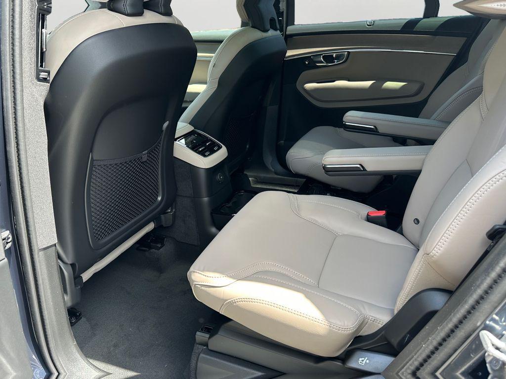 new 2026 Volvo XC90 Plug-In Hybrid car, priced at $87,223