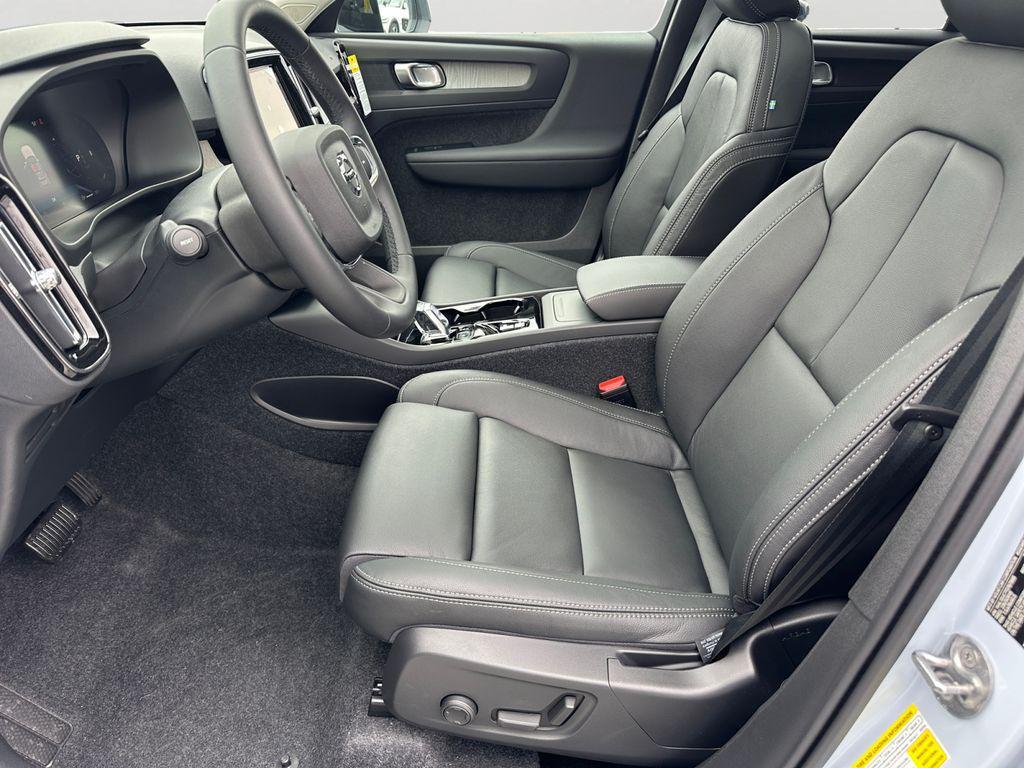 new 2026 Volvo XC40 car, priced at $46,595