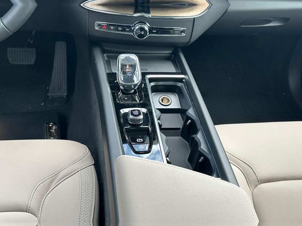 new 2026 Volvo XC60 car, priced at $55,445