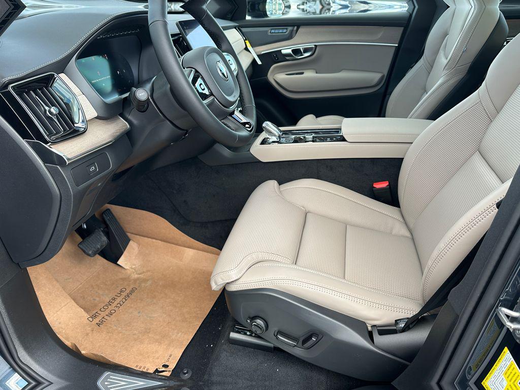 new 2026 Volvo XC90 car, priced at $71,645