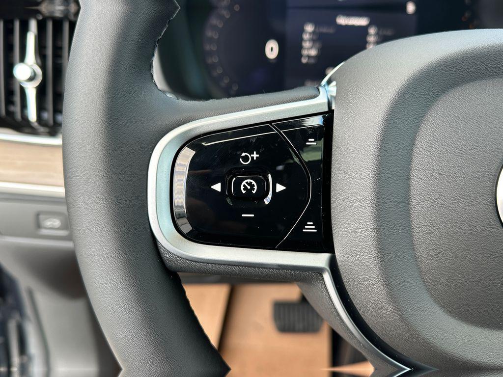 new 2026 Volvo XC90 car, priced at $71,645