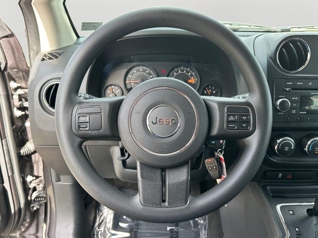used 2014 Jeep Compass car, priced at $8,489