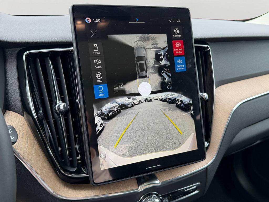 new 2026 Volvo XC60 car, priced at $59,023