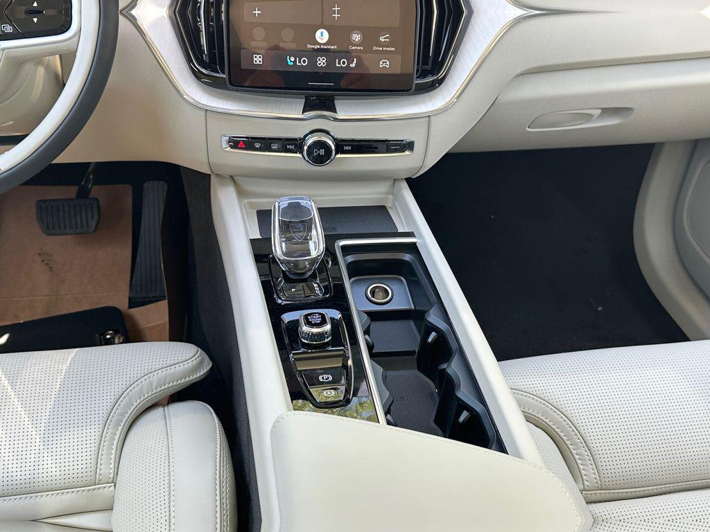 new 2026 Volvo XC60 Plug-In Hybrid car, priced at $75,473