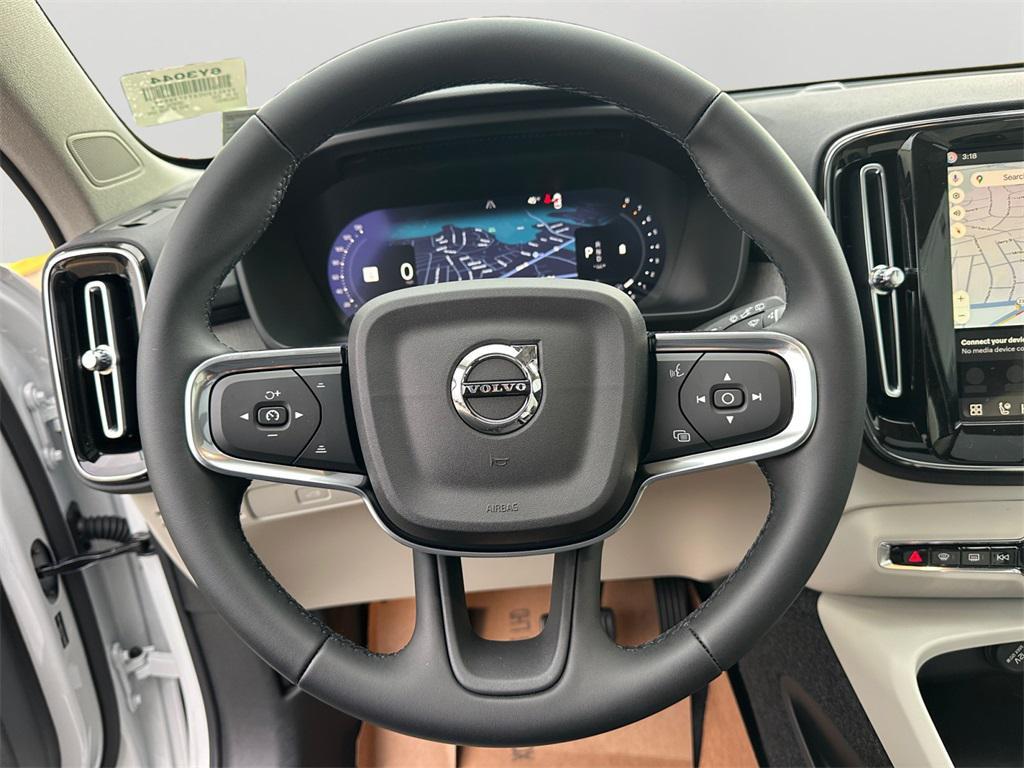 new 2026 Volvo XC40 car