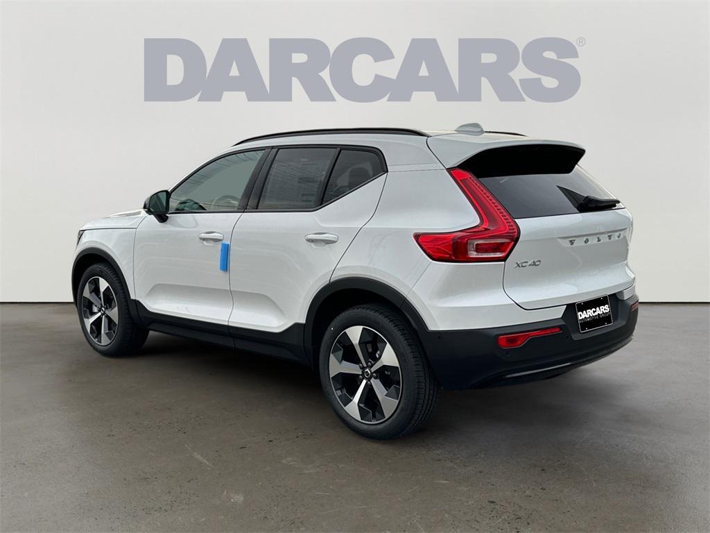 new 2026 Volvo XC40 car
