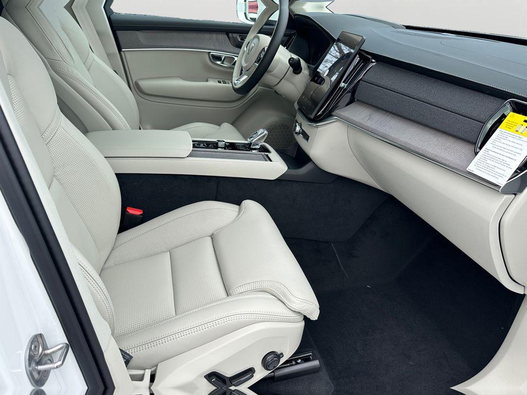 new 2026 Volvo XC90 car, priced at $75,723