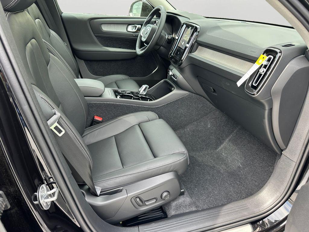 new 2026 Volvo XC40 car, priced at $50,573