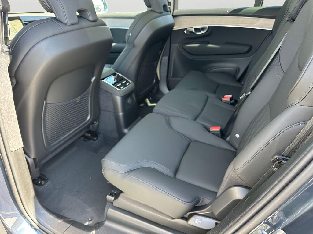 new 2026 Volvo XC90 Plug-In Hybrid car, priced at $80,045