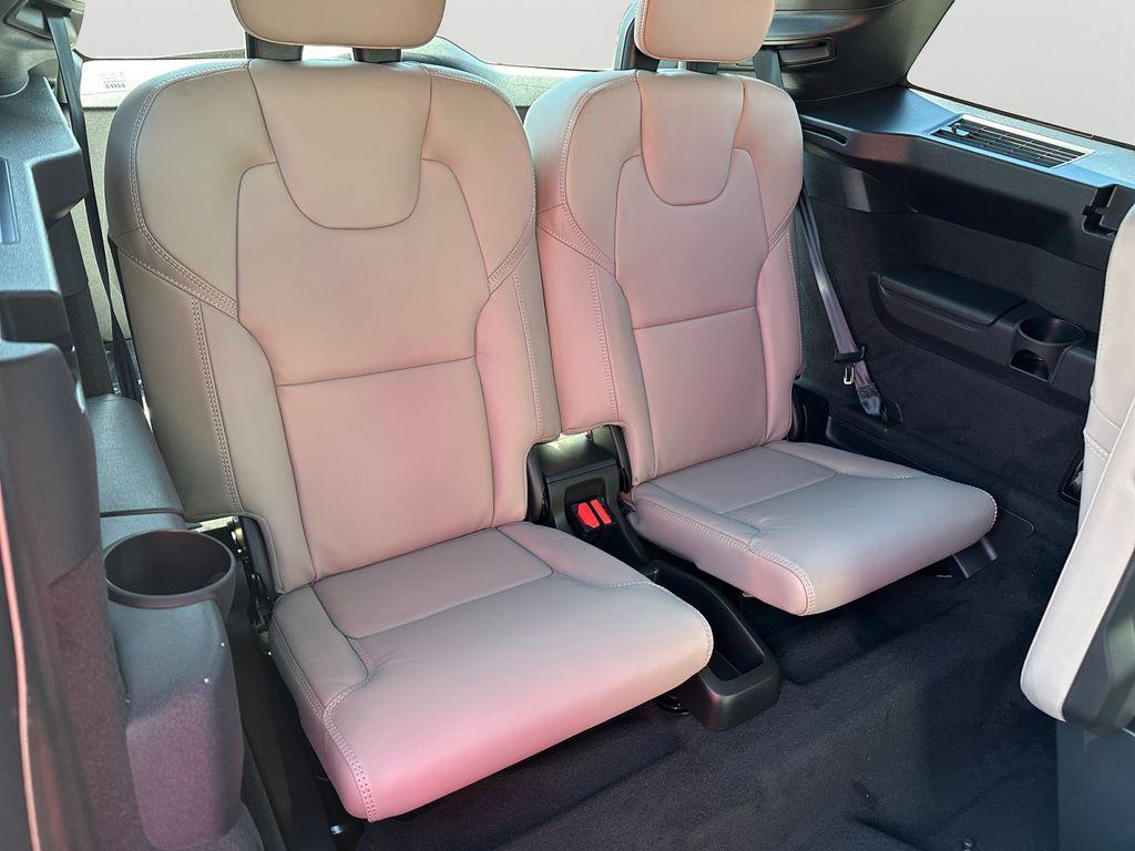 new 2026 Volvo XC90 Plug-In Hybrid car, priced at $84,295