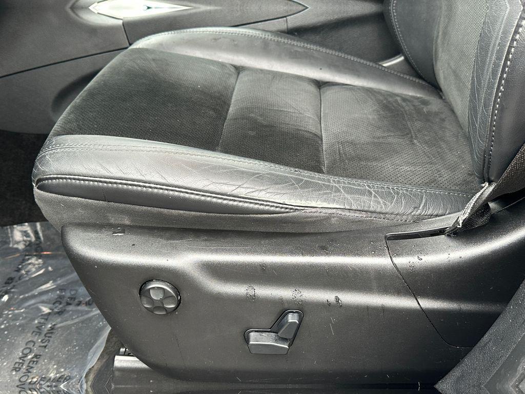 used 2015 Jeep Grand Cherokee car, priced at $11,700