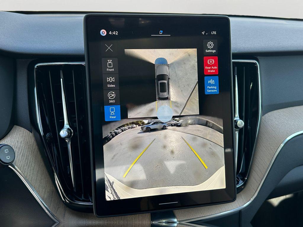 new 2026 Volvo XC60 car, priced at $57,234
