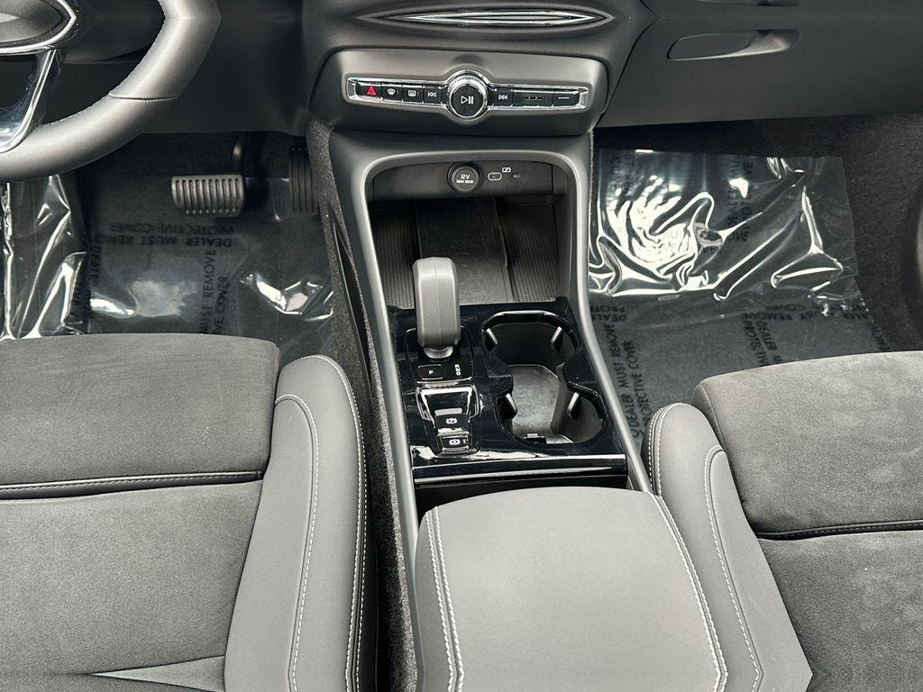 used 2025 Volvo XC40 car, priced at $31,500