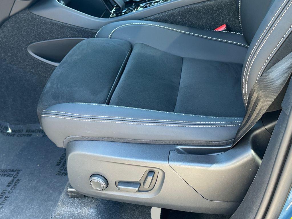 used 2025 Volvo XC40 car, priced at $31,980