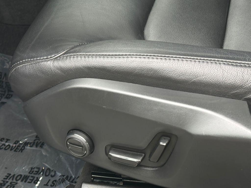 used 2023 Volvo XC60 car, priced at $31,689
