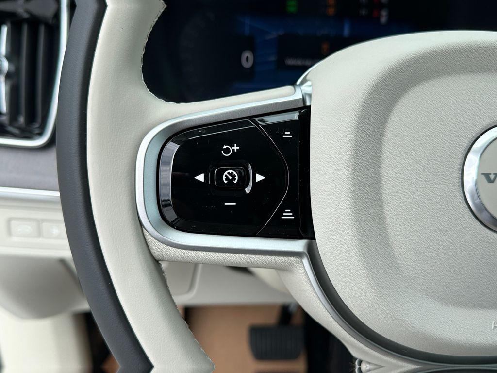 new 2026 Volvo XC90 Plug-In Hybrid car, priced at $83,795