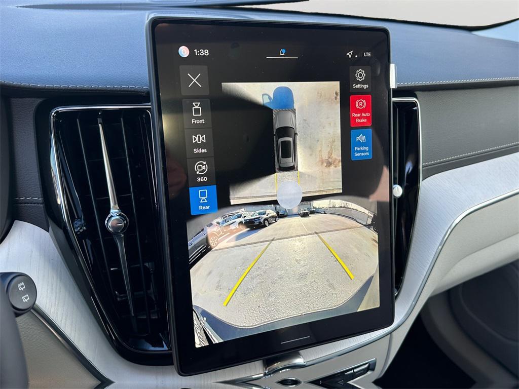 new 2026 Volvo XC60 Plug-In Hybrid car, priced at $71,595