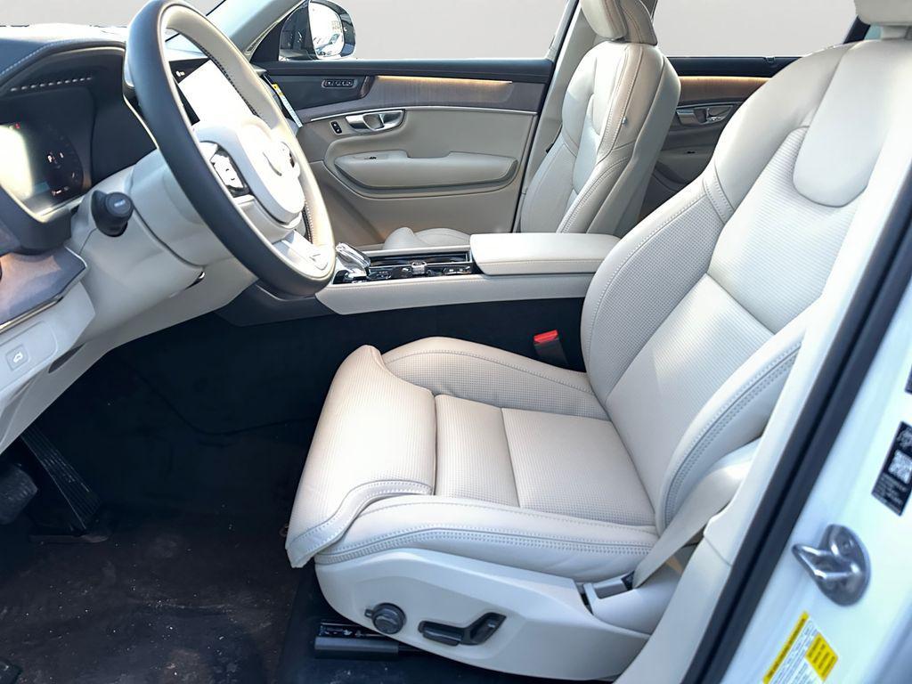 new 2026 Volvo XC90 car, priced at $72,245